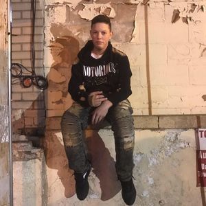 Meet your Posher, Aaron